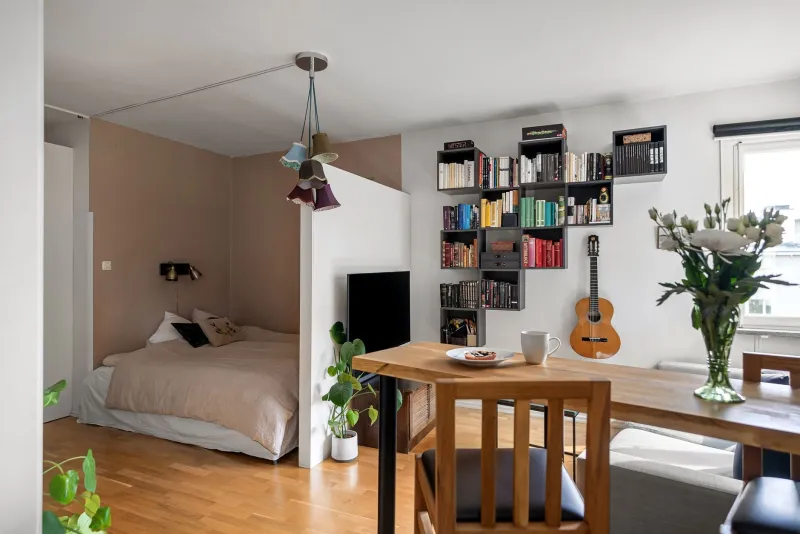 Rooms Nobody Lives In: The American Housing Trap Europeans Quietly Avoid